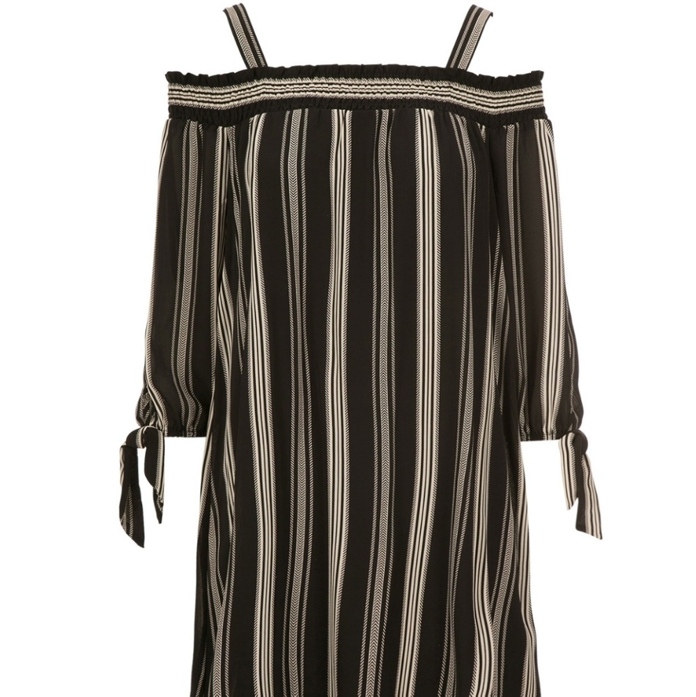 Luxology Cold Shoulder Dress